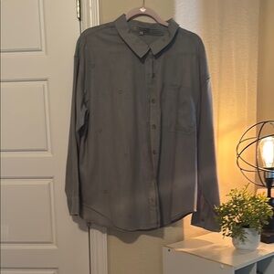 Wishlist Gray Casual Button Down Shirt